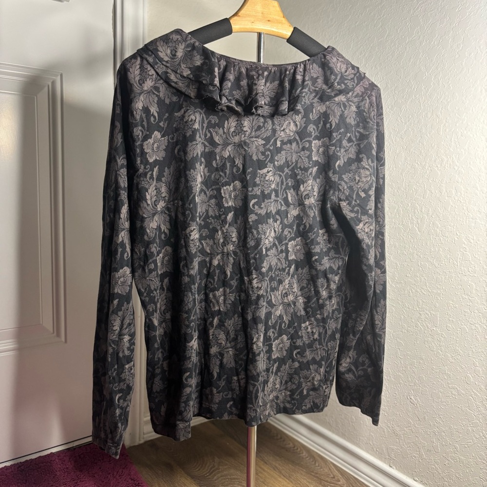 Lauren Ralph Lauren LRL Floral Ruffle Black Top Women’s XL Whimsigoth Cotton - Picture 2 of 3